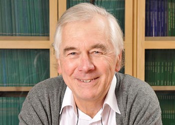 Past President, Dr Tony Gardiner, Receives Excellence Award